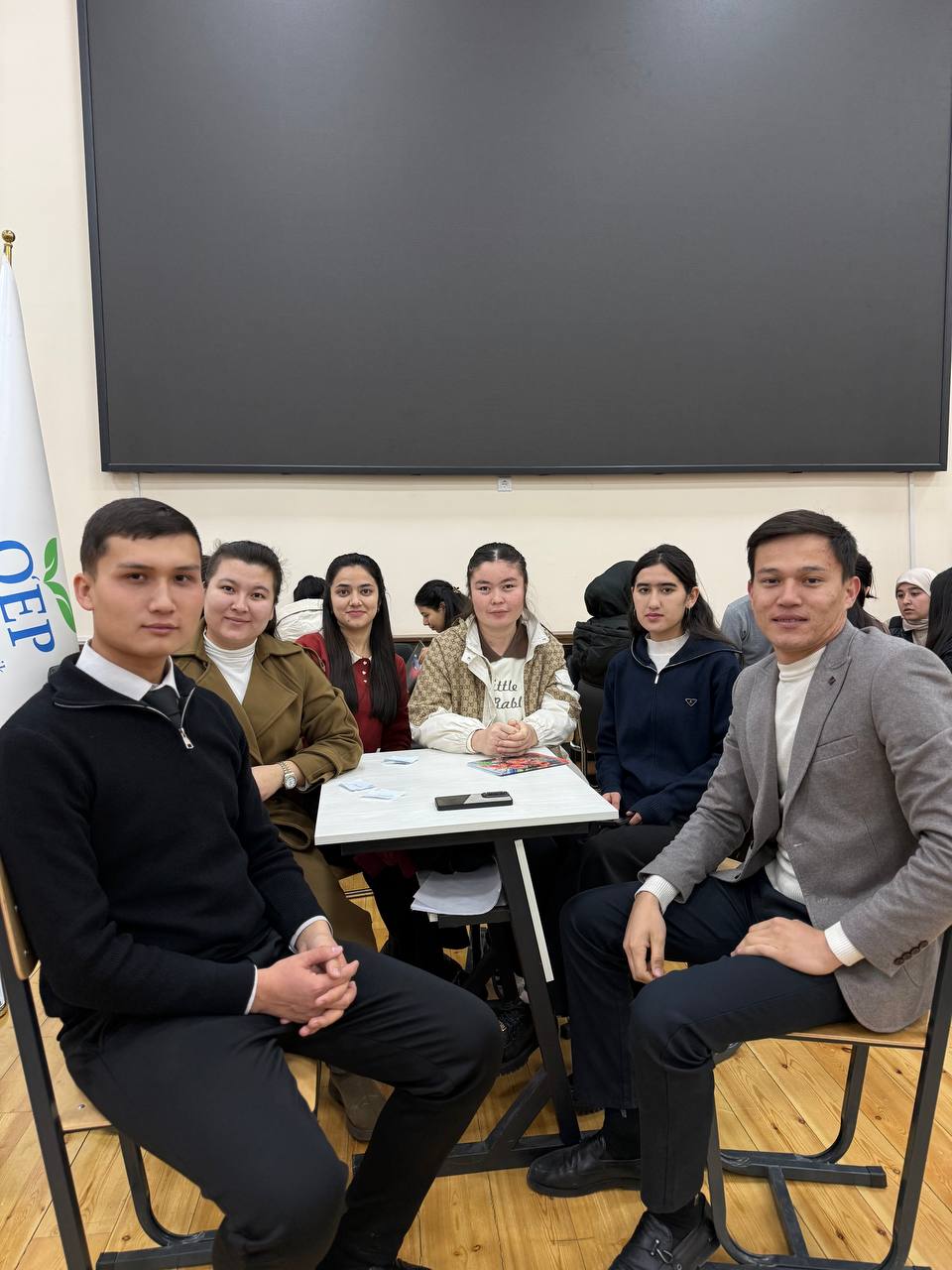 Welcome to the Youth Ecoforum held under the slogan 'Towards a healthy future with ecological culture!' Gallery Image