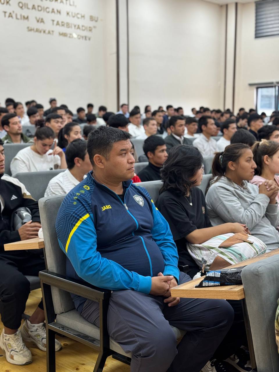 Chirchiq Davlat Pedagogika Universitetida giyohvandlikka qarshi davra suhbati o‘tkazildi Gallery Image