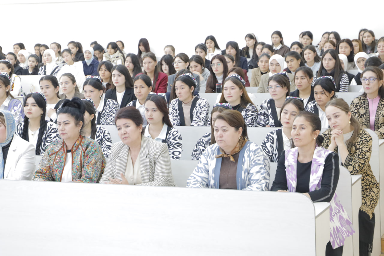 CHDPU xotin-qizlarning huquqiy bilimlarini oshirishga bag‘ishlangan davra suhbati o‘tkazildi Gallery Image