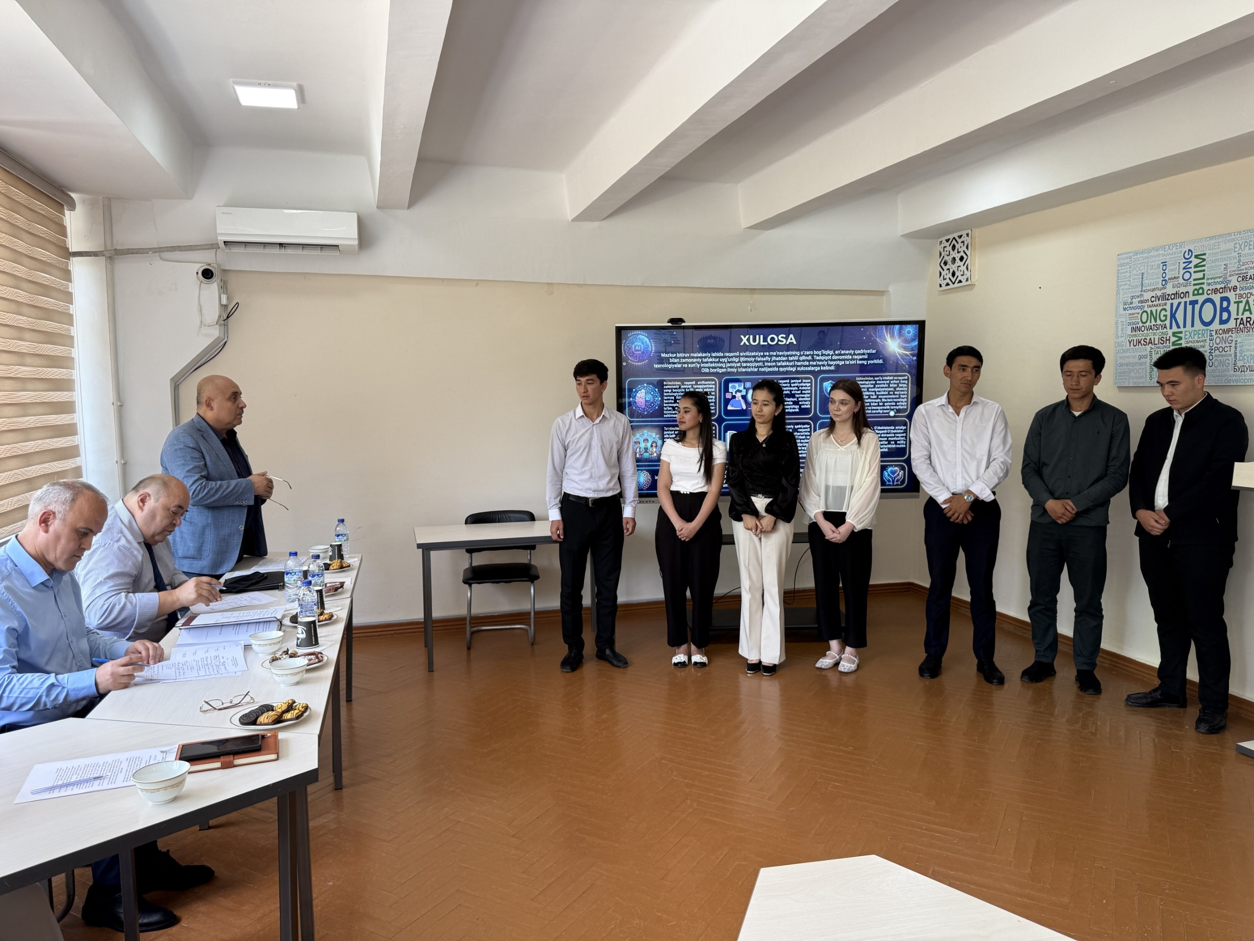 Gumanitar fanlar fakultetida bitiruv malakaviy ishlar himoyasi bo‘lib o‘tdi. Gallery Image