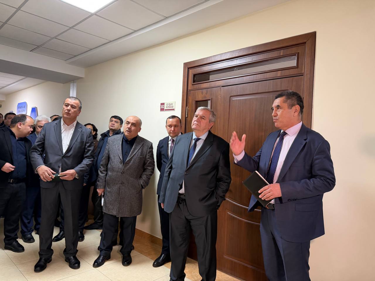 Universitet faollari aniq fanlar ta’limidagi o‘zgarishlar taqdimoti bilan tanishdi Gallery Image