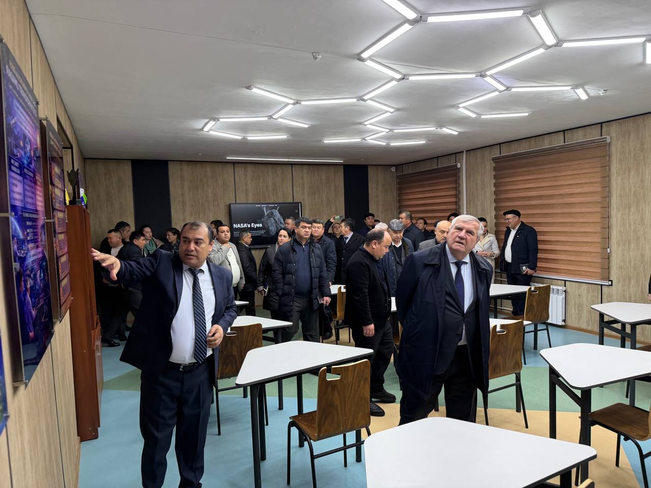 Universitet faollari aniq fanlar ta’limidagi o‘zgarishlar taqdimoti bilan tanishdi Gallery Image