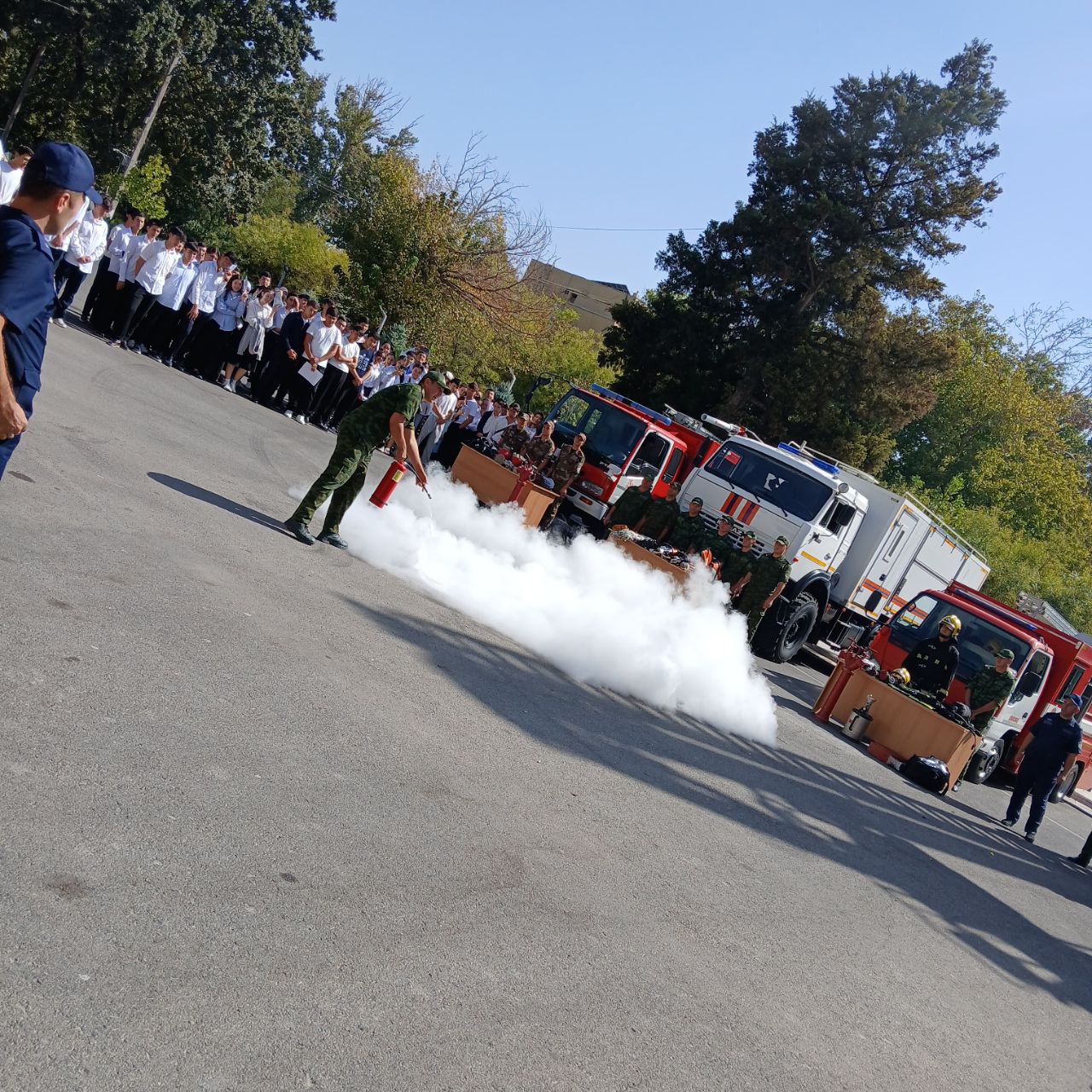 Toshkent viloyati VFB ning Chirchiq shahar "Xayot faoliyati xavfsizligi‘‘ o‘quv markazi hamda Chirchiq shahar pedagogika universiteti Gumanitar fanlar fakulteti hamkorligida o‘quv seminar tashkil etildi. Gallery Image