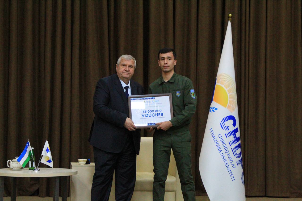 Rektor va yoshlar uchrashuvi Gallery Image