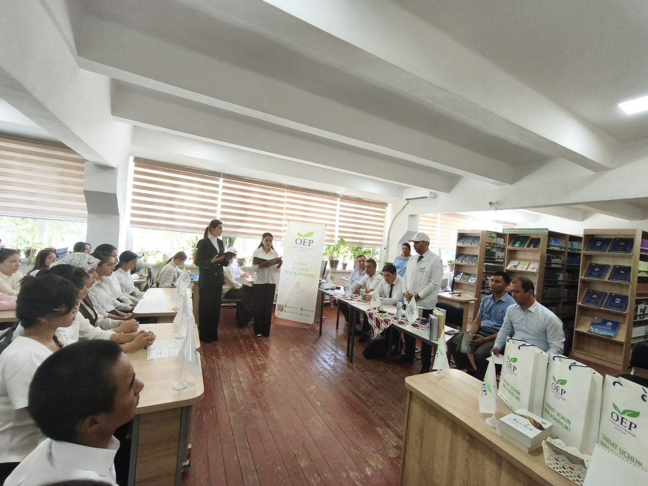 Chirchiq davlat pedagogika universitetida "Ekologik madaniyat - bugun va kelajak" mavzusida davra suhbati bo'lib o'tdi. Gallery Image