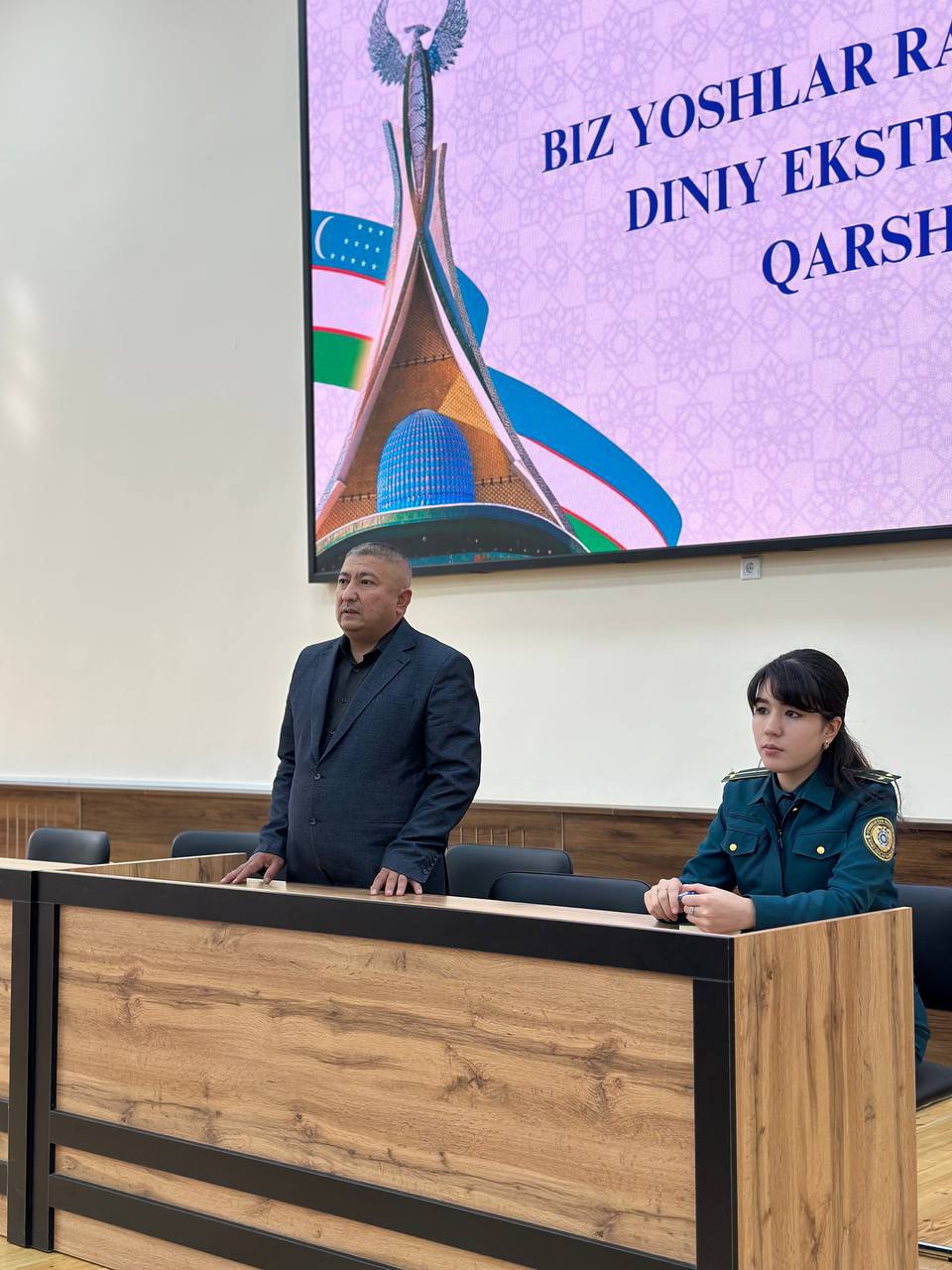 Giyohvandlik – 21-asr vabosi” hamda “Biz yoshlar radikalizm va diniy ekstremizmga qarshimiz!” shiori ostida profilaktik tadbir bo‘lib o‘tdi. Gallery Image