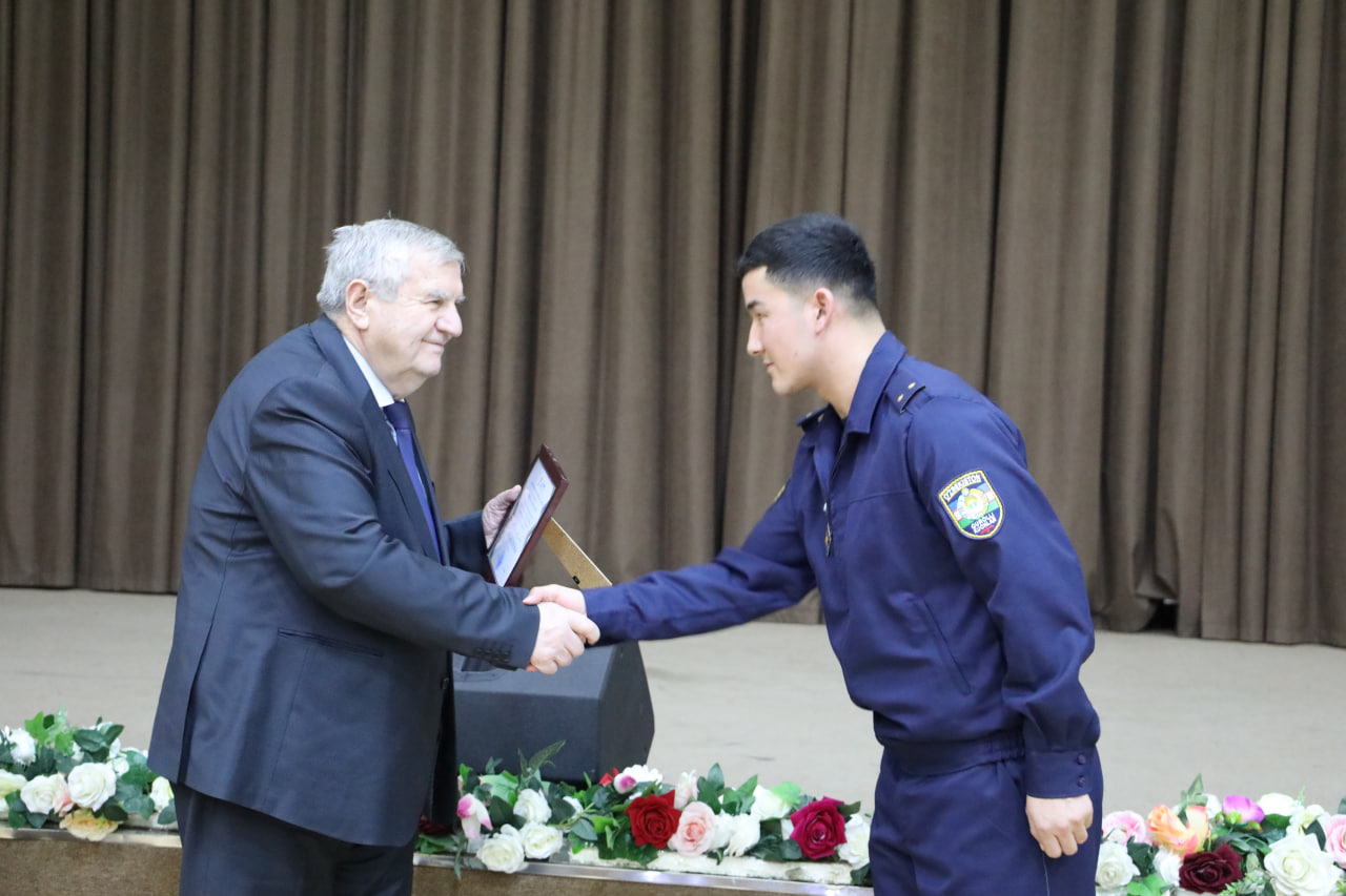 CHDPUda “Milliy armiya — Ona yurt qalqoni, tinchligimiz posboni” shiori ostida bayram tadbiri o‘tkazildi Gallery Image