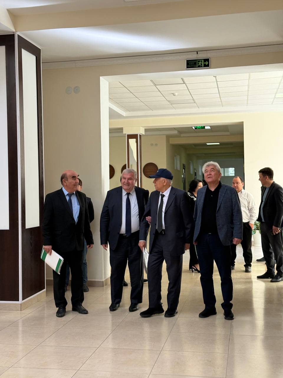 “Tabiatni asrash — insonni, Vatanni asrash demakdir” Gallery Image