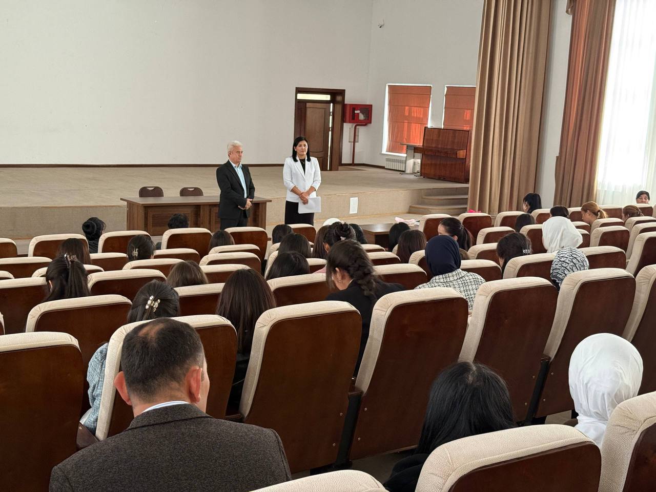 Chirchiq davlat pedagogika universiteti Pedagogika fakultetida “KITOB ULASH” nomli maʼnaviy-maʼrifiy tadbir bo‘lib o‘tdi. Gallery Image