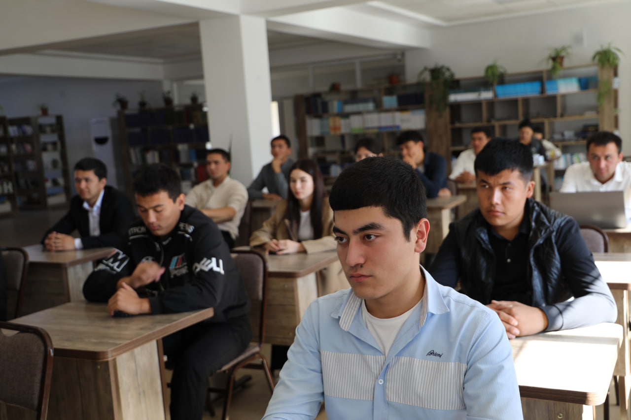 Sun’iy intellekt ta’limni qanday özgartirmoqda? Çdpuda dolzarb trening Gallery Image