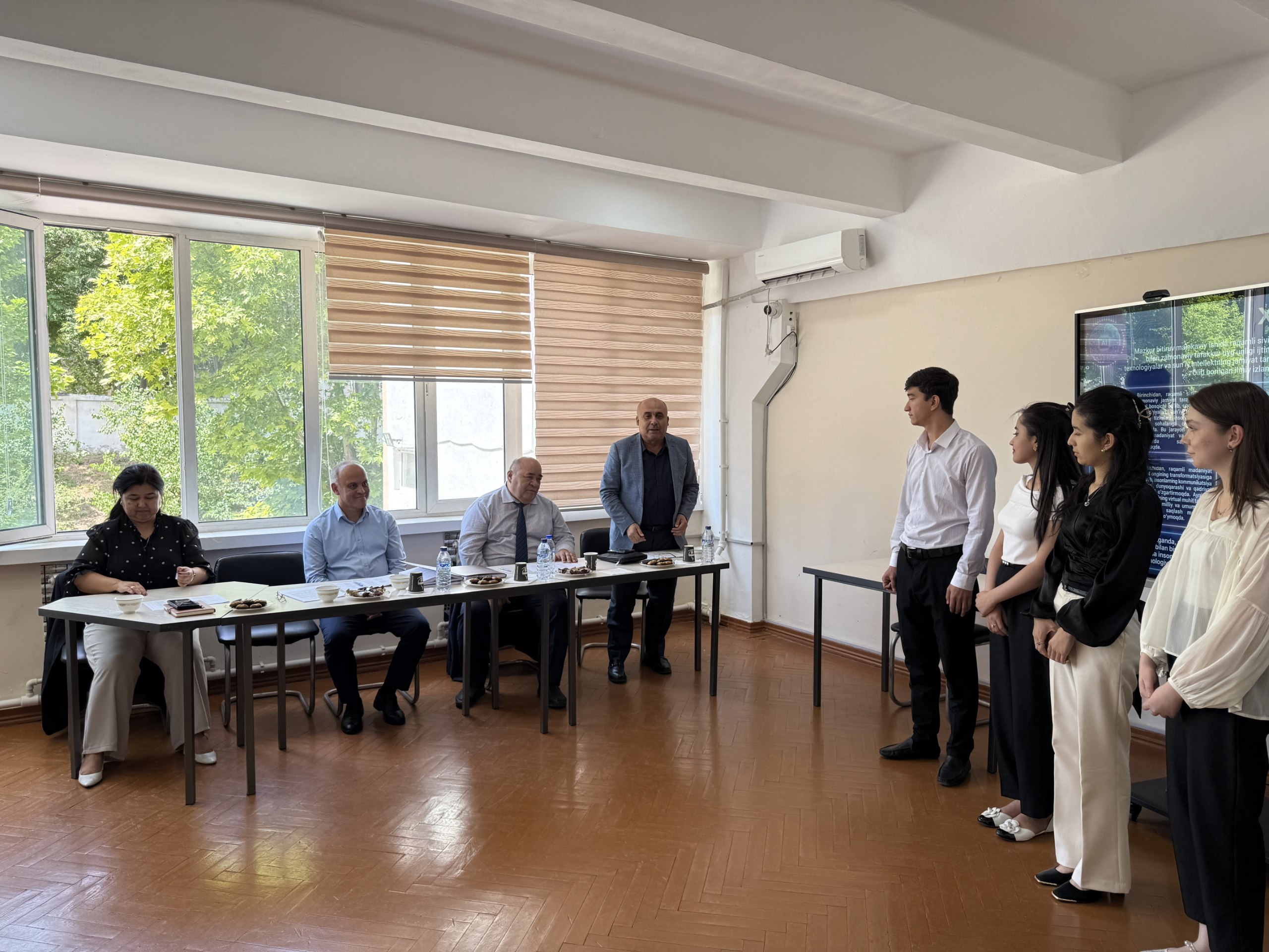Gumanitar fanlar fakultetida bitiruv malakaviy ishlar himoyasi bo‘lib o‘tdi. Gallery Image