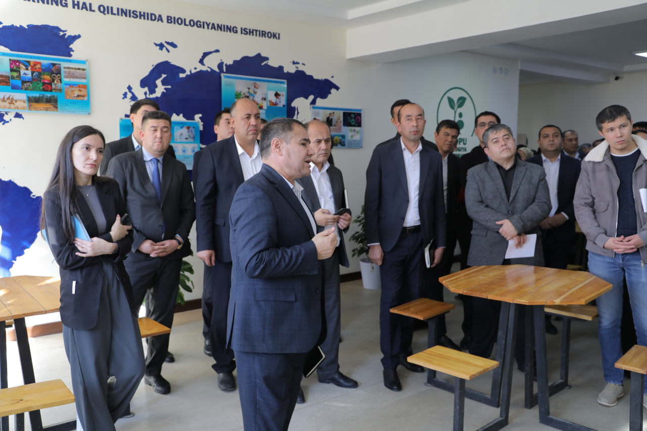 Kasbga yo‘naltirilgan ta’lim muhitida kelajak o‘qituvchilarini tayyorlash tajribasi va istiqbollari muhokama qilindi Gallery Image