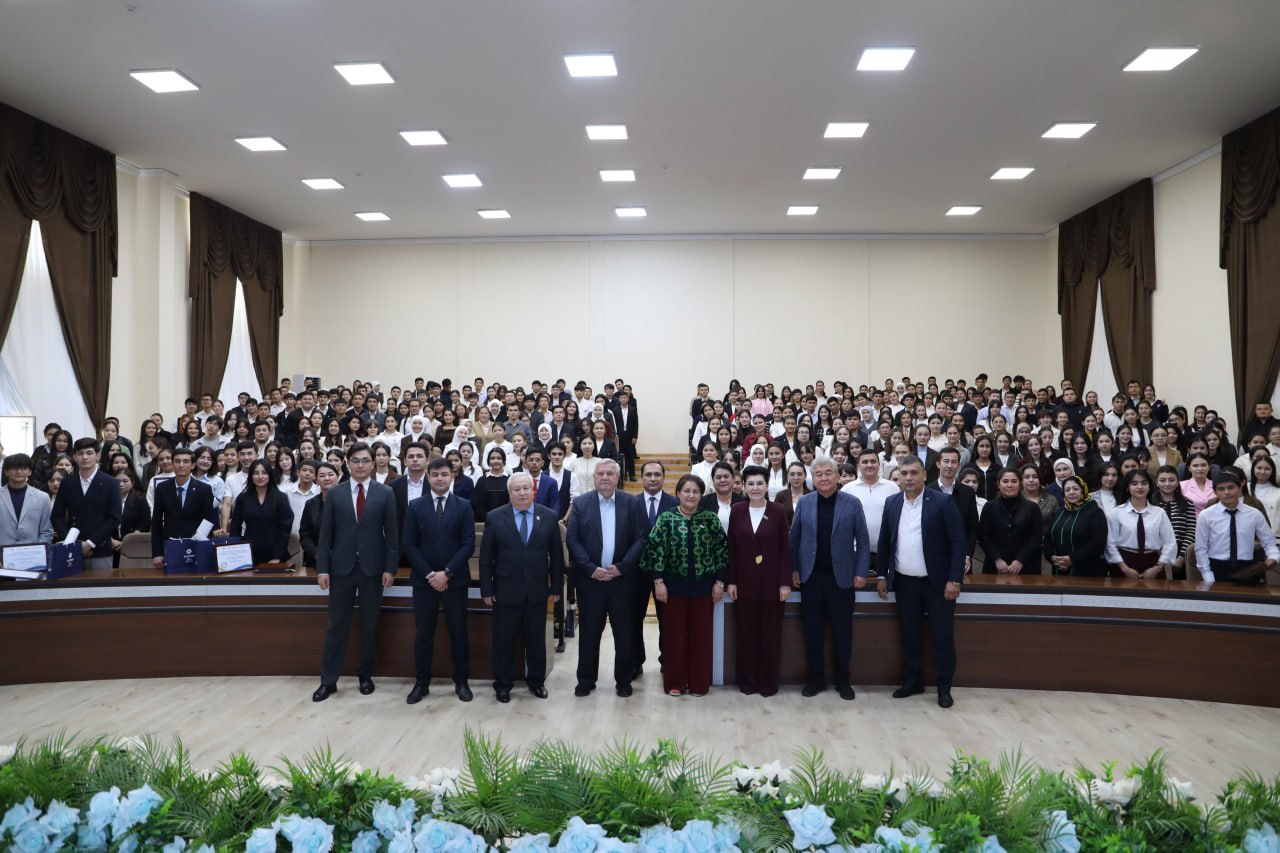 Kreativ tadbirkor yoşlar — universitet tayançlari Gallery Image